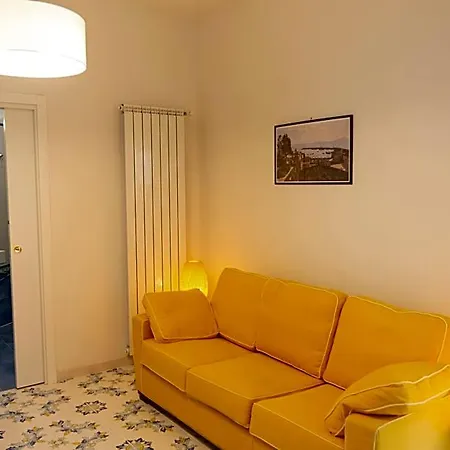 Ambra Short Rent 아파트