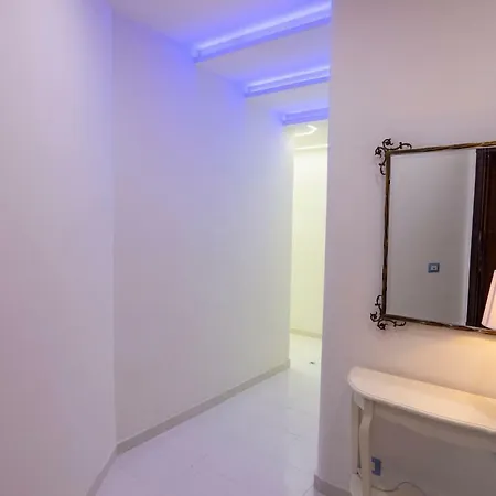 Ambra Short Rent * 소렌토