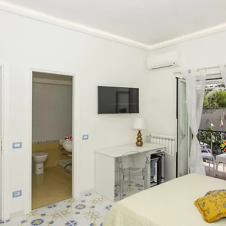 Ambra Short Rent 아파트