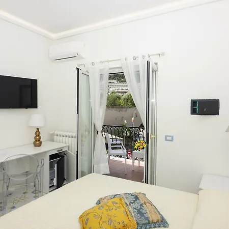 Ambra Short Rent Apartman *