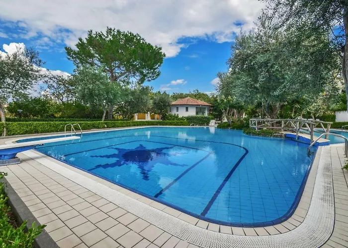 Ambra Short Rent Sorrente